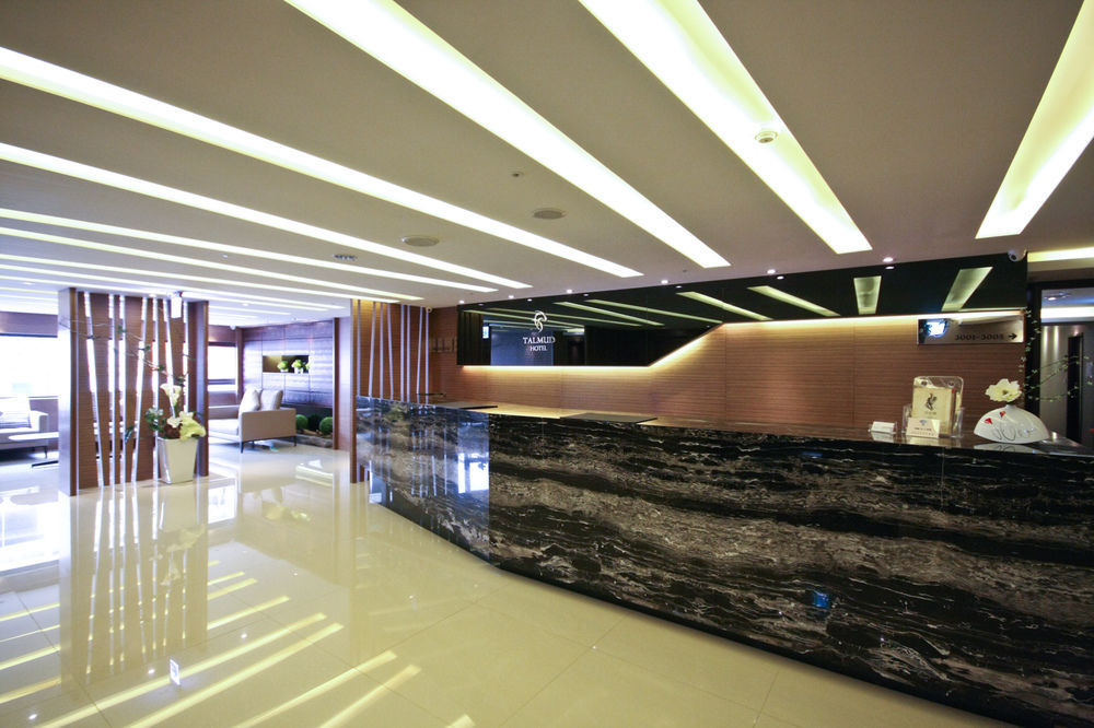 Talmud Hotel Yizhong Taichung Exterior photo